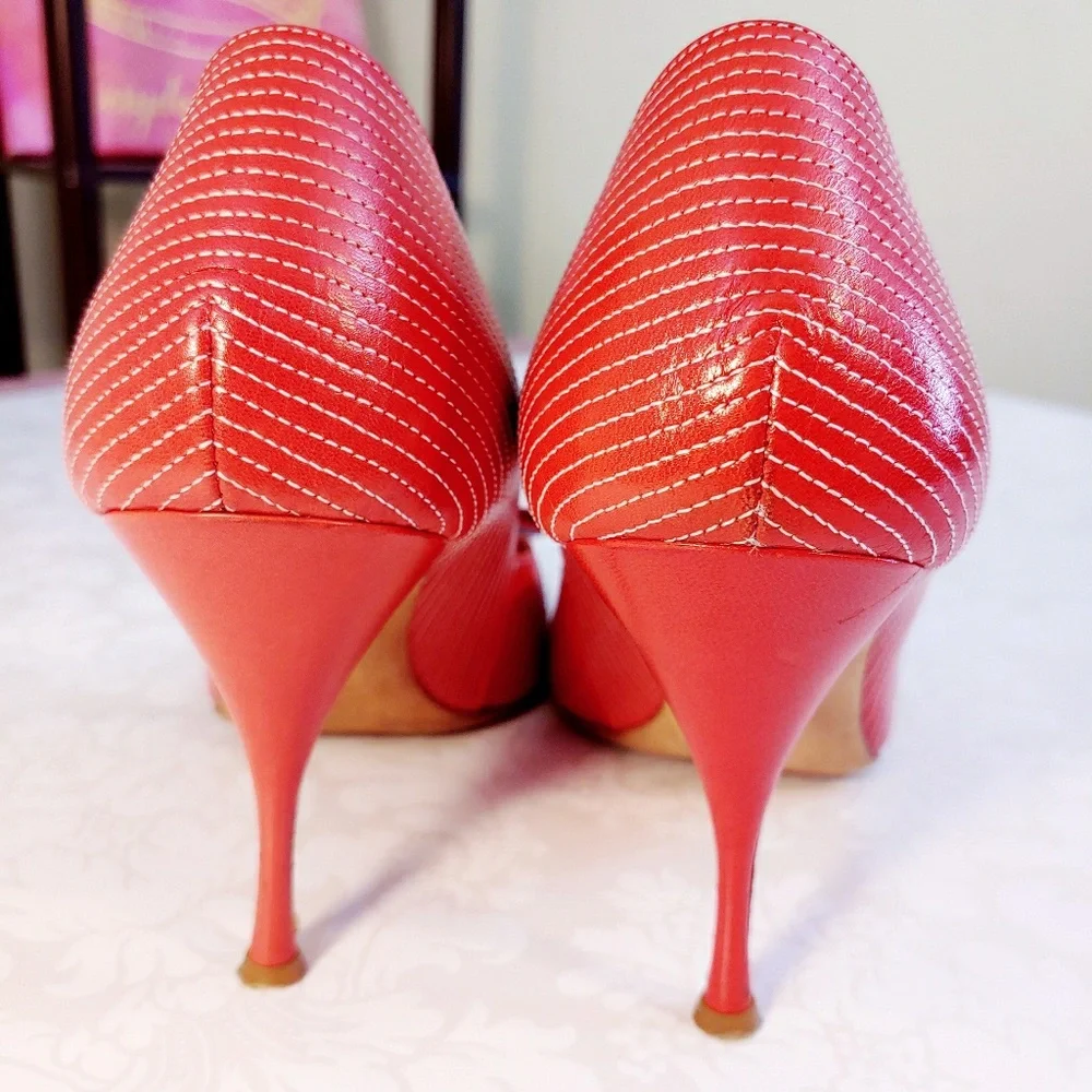 Elegant Red Peep-Toe Heels - Picture 4 of 7